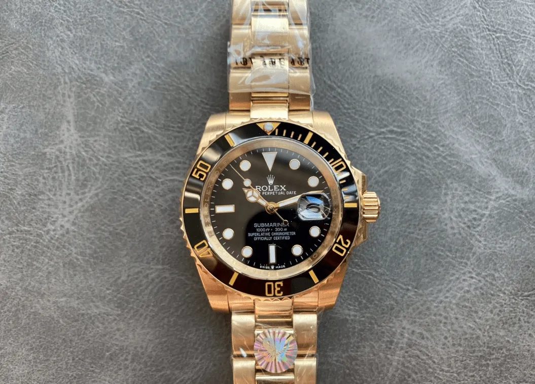 podróbka rolex submariner złoty