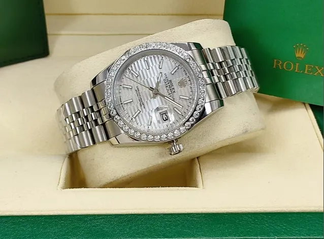 podróbka rolex datejust stalowy z diamentami